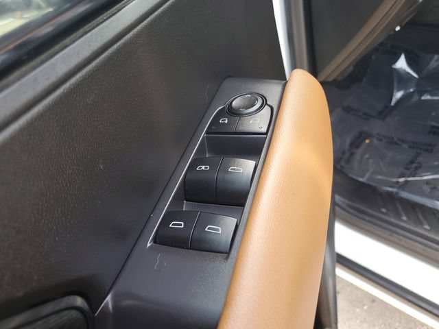 Used 2023 GMC Canyon AT4 AWD/4WD image 17