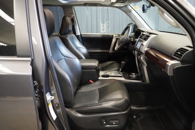 Used 2019 Toyota 4Runner Limited AWD/4WD image 57