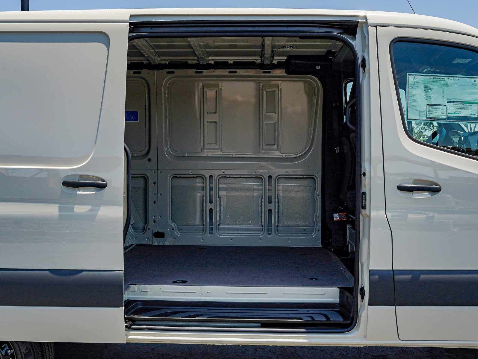 New 2026 Mercedes-Benz Sprinter 2500 image 4