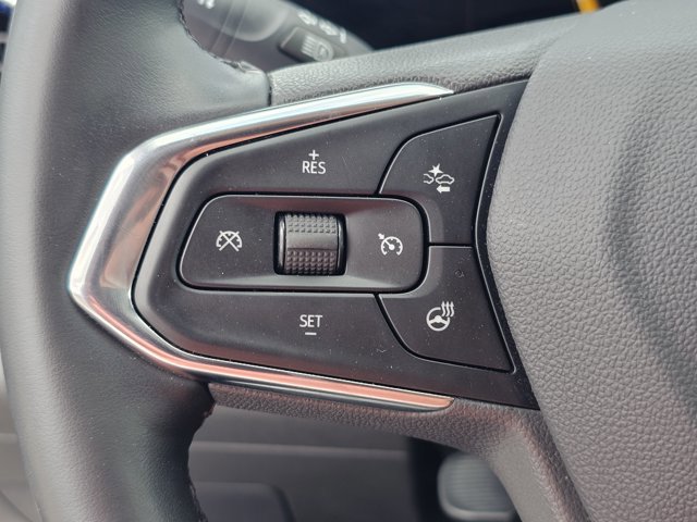 Used 2025 Chevrolet Trax LT w/ LT Convenience Package FWD image 21