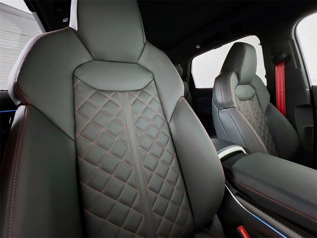 New 2026 Audi SQ7 Prestige image 29