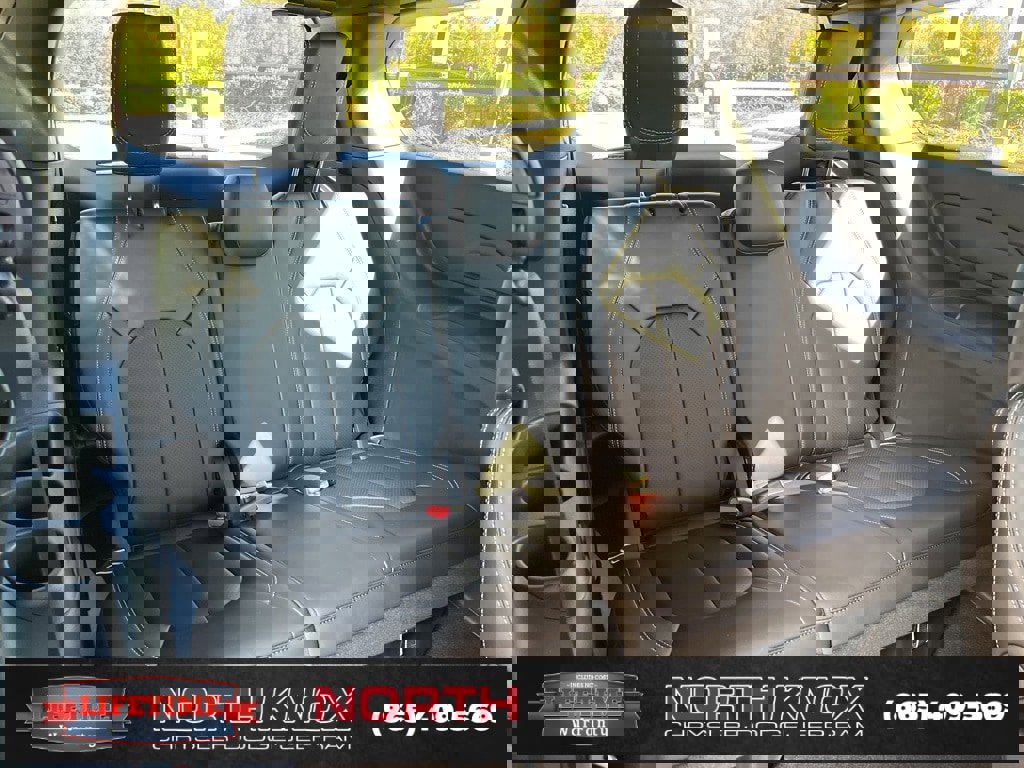 New 2026 Chrysler Voyager LX image 25