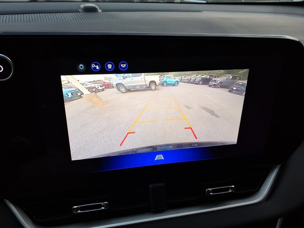 New 2027 Chevrolet Equinox LT FWD image 25
