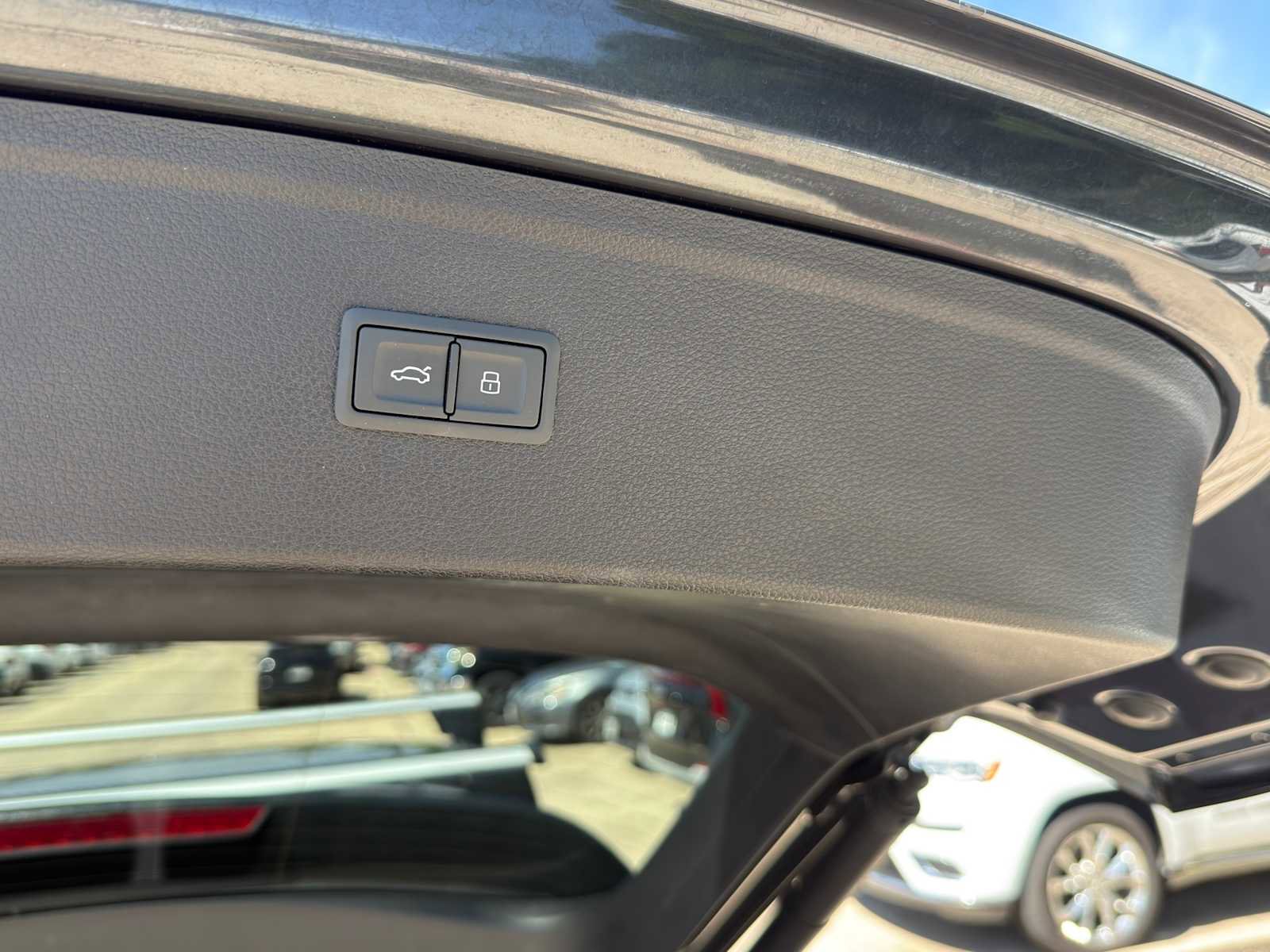 Used 2019 Audi Q5 2.0T Premium image 10