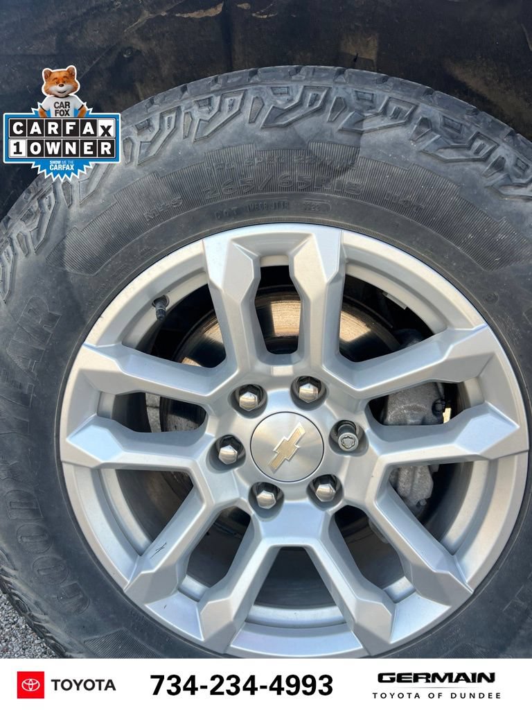 Used 2022 Chevrolet Silverado 1500 LT AWD/4WD image 12