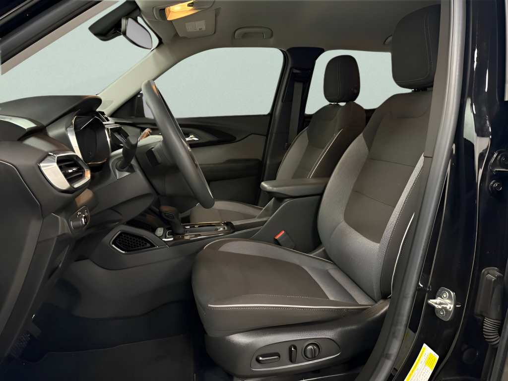 Used 2022 Chevrolet TrailBlazer LT w/ Convenience Package image 15