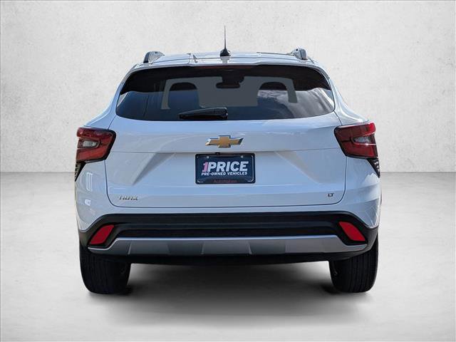 Used 2024 Chevrolet Trax LT w/ Driver Confidence Package image 6
