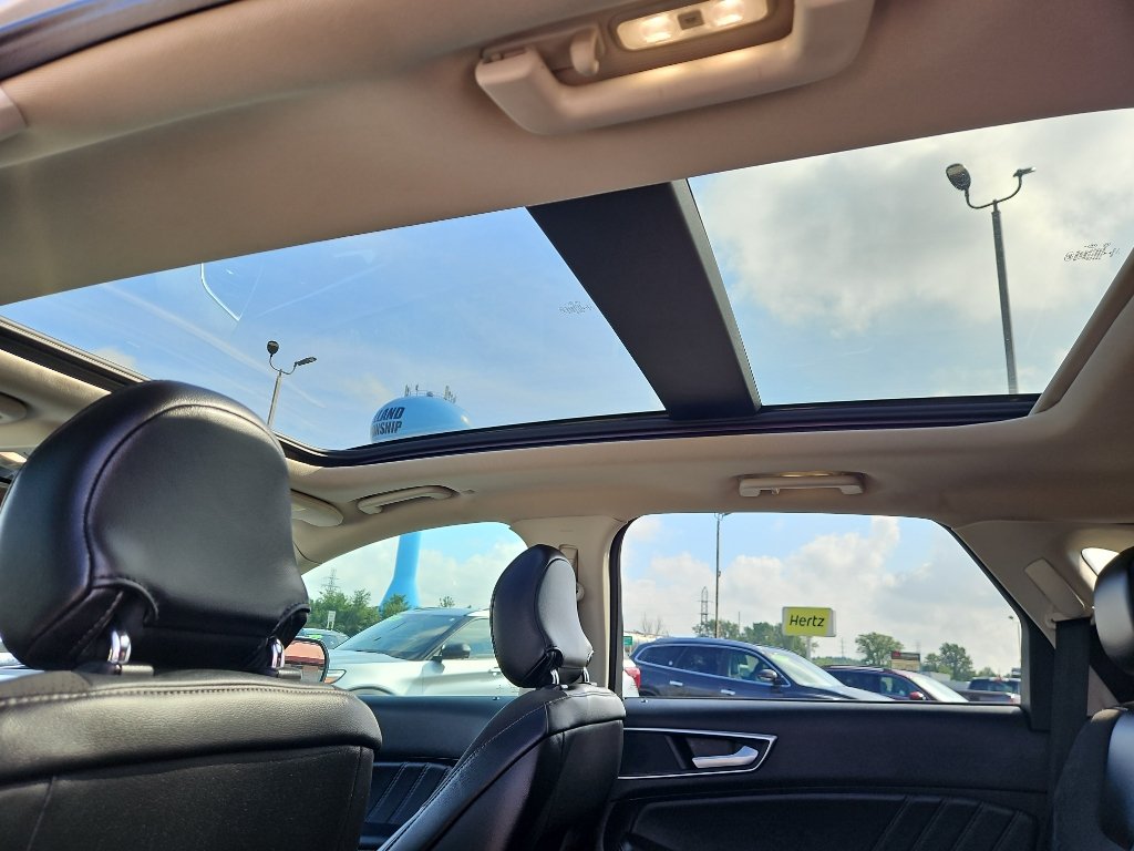 Used 2018 Ford Edge Sport w/ Equipment Group 401A AWD/4WD image 16