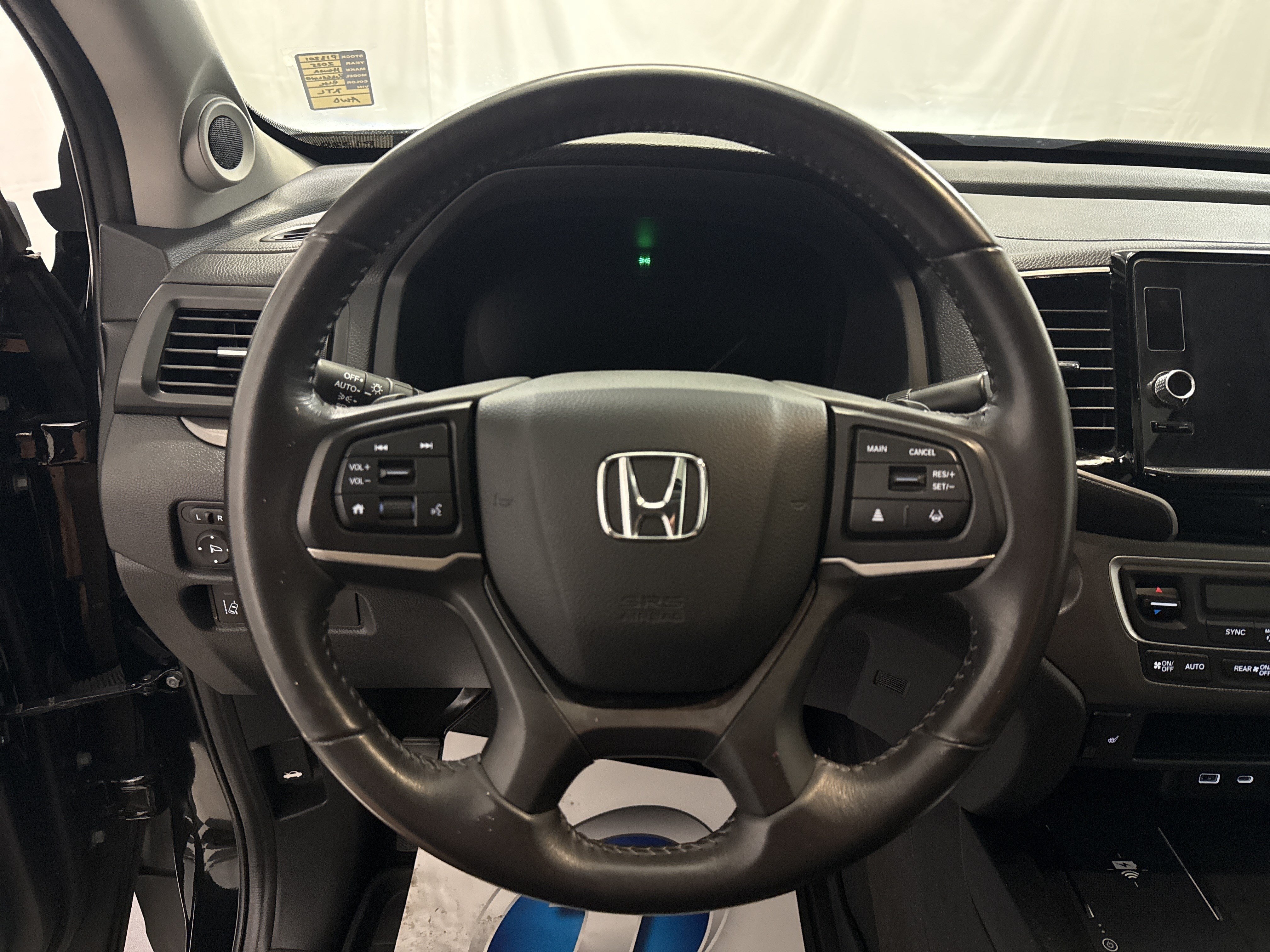 Used 2025 Honda Ridgeline RTL image 17