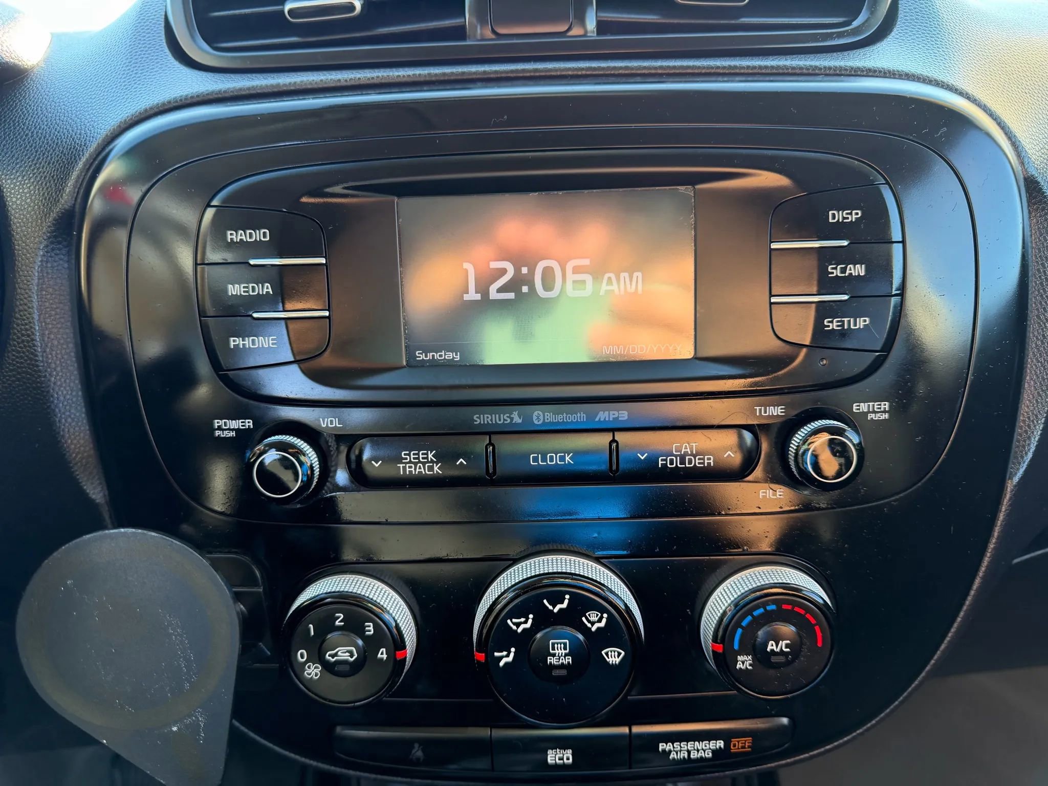 Used 2016 Kia Soul + image 13