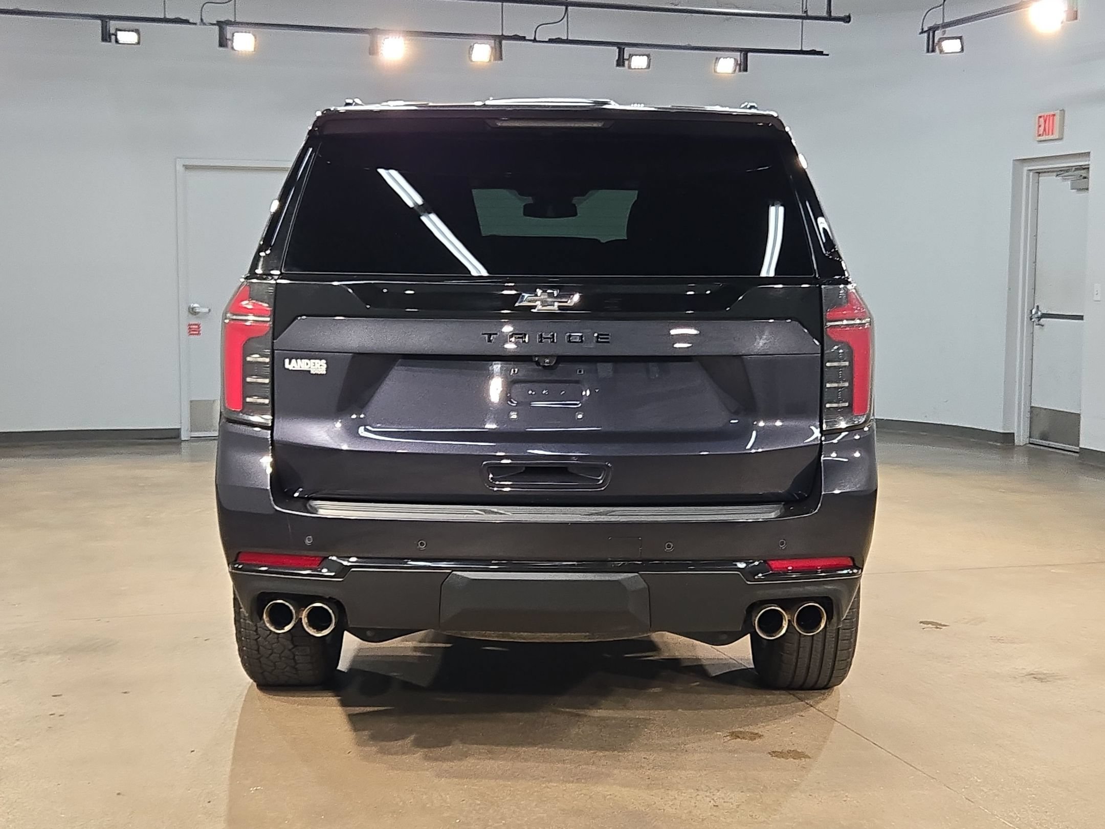 Used 2025 Chevrolet Tahoe Z71 AWD/4WD image 5