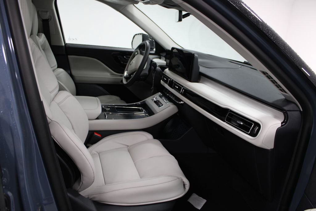 New 2026 Lincoln Aviator Reserve image 29