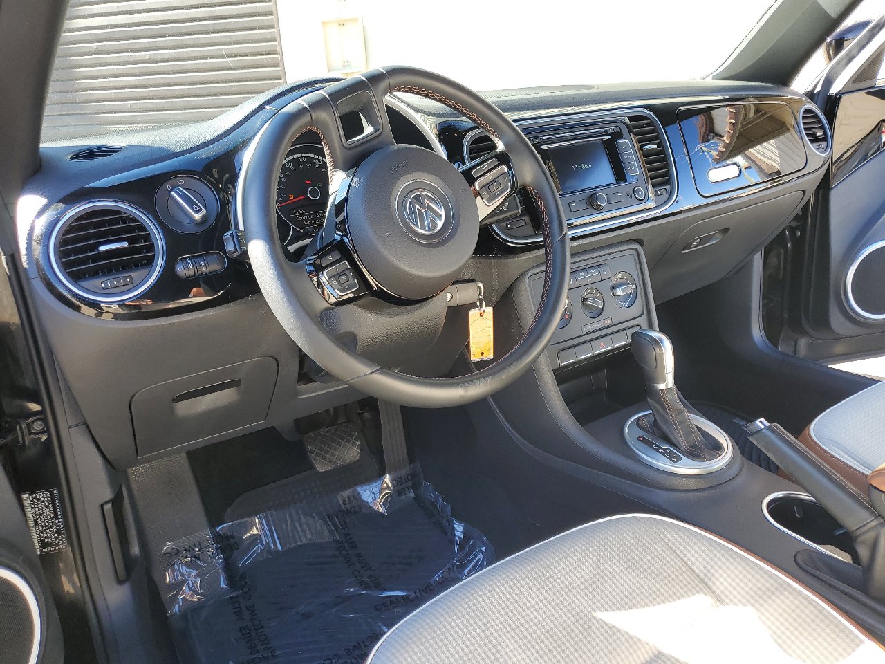 Used 2015 Volkswagen Beetle 1.8T image 26