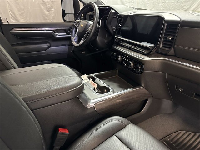 Used 2024 Chevrolet Silverado 3500 LTZ w/ LTZ Plus Package image 33