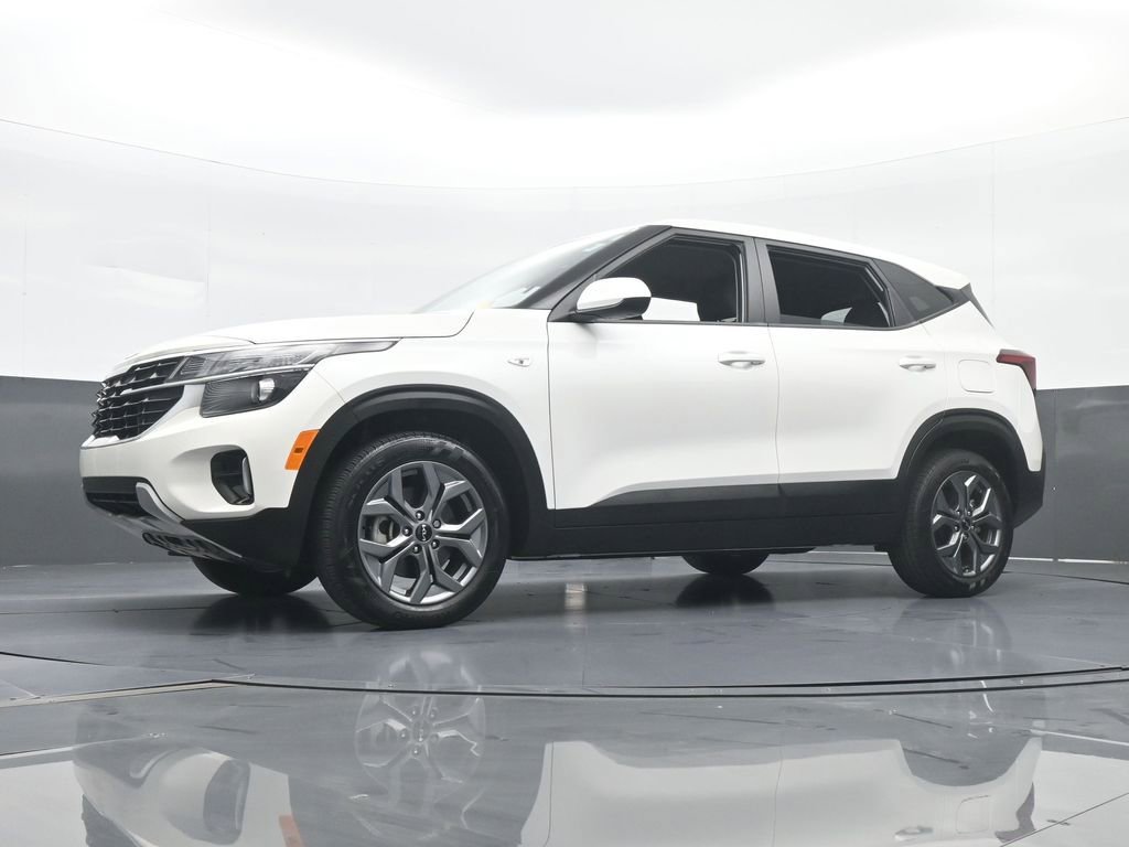 Used 2024 Kia Seltos LX image 54