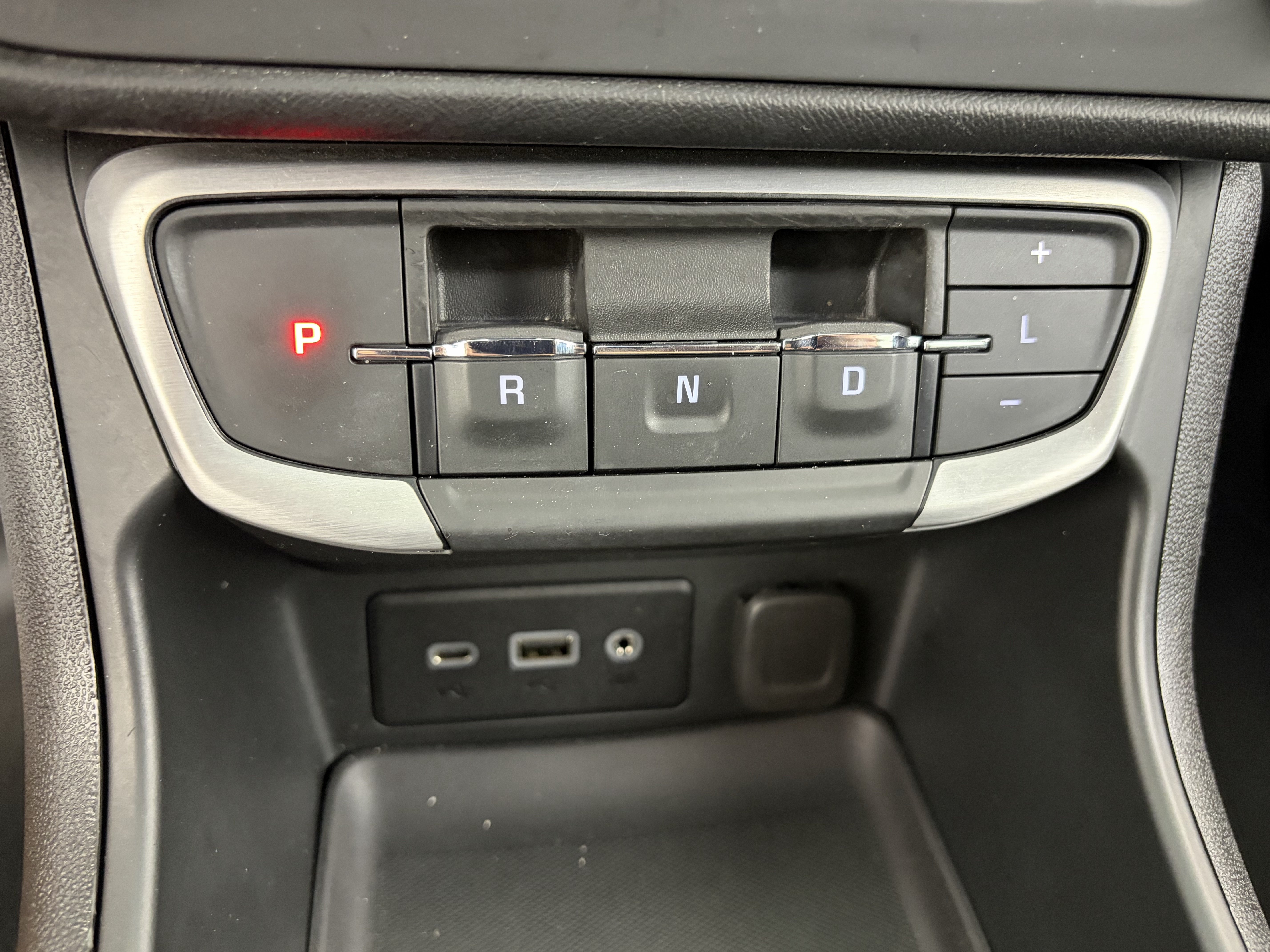 Used 2023 GMC Terrain SLE w/ Driver Convenience Package AWD/4WD image 25