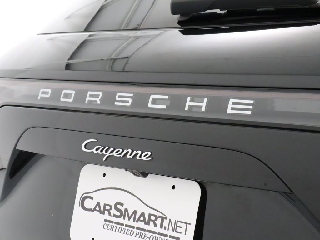 Used 2019 Porsche Cayenne AWD/4WD image 12