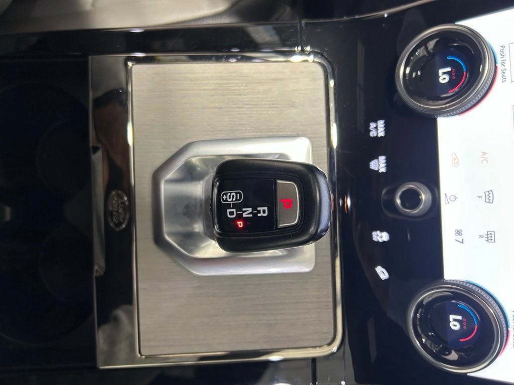 Used 2023 Land Rover Range Rover Evoque R-Dynamic SE AWD/4WD image 25