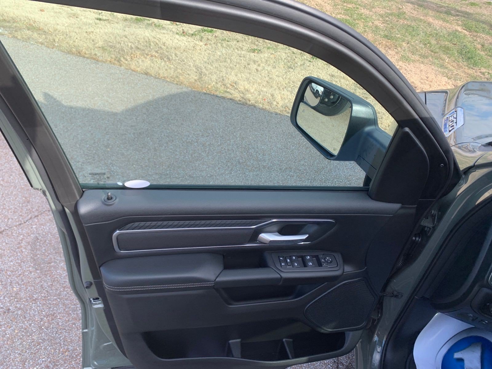 New 2026 RAM 1500 Big Horn AWD/4WD image 11