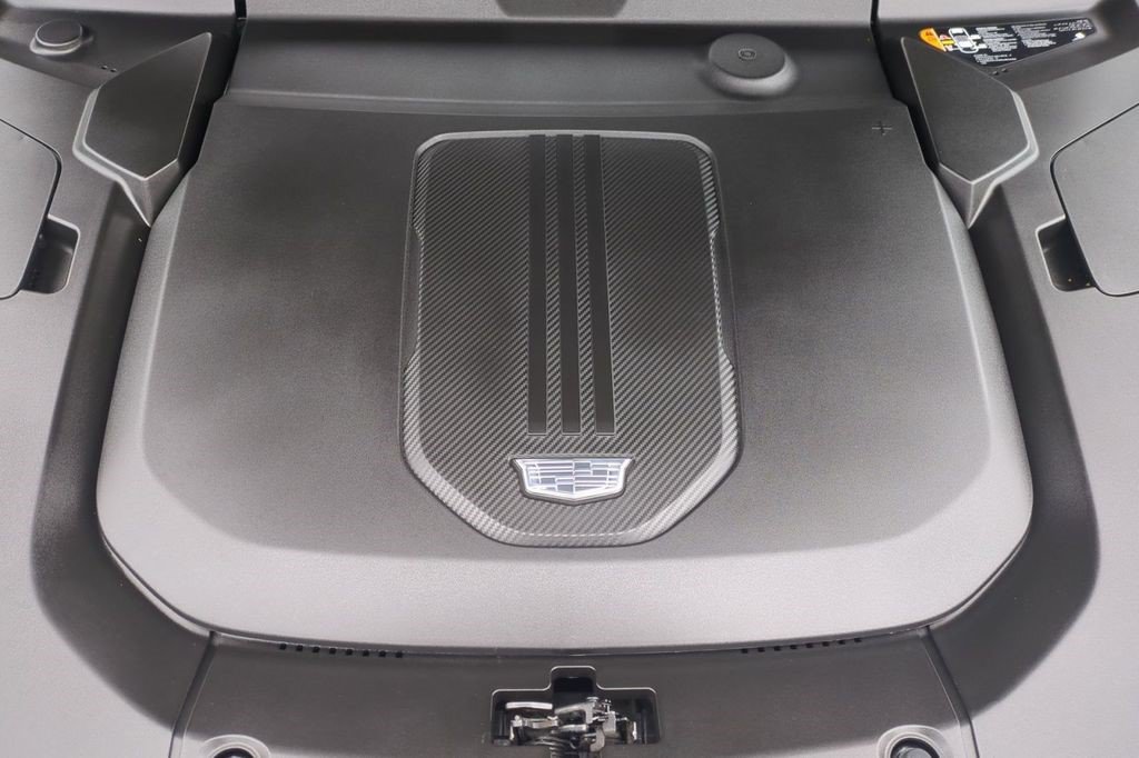 Certified 2024 Cadillac Lyriq Tech AWD/4WD image 29