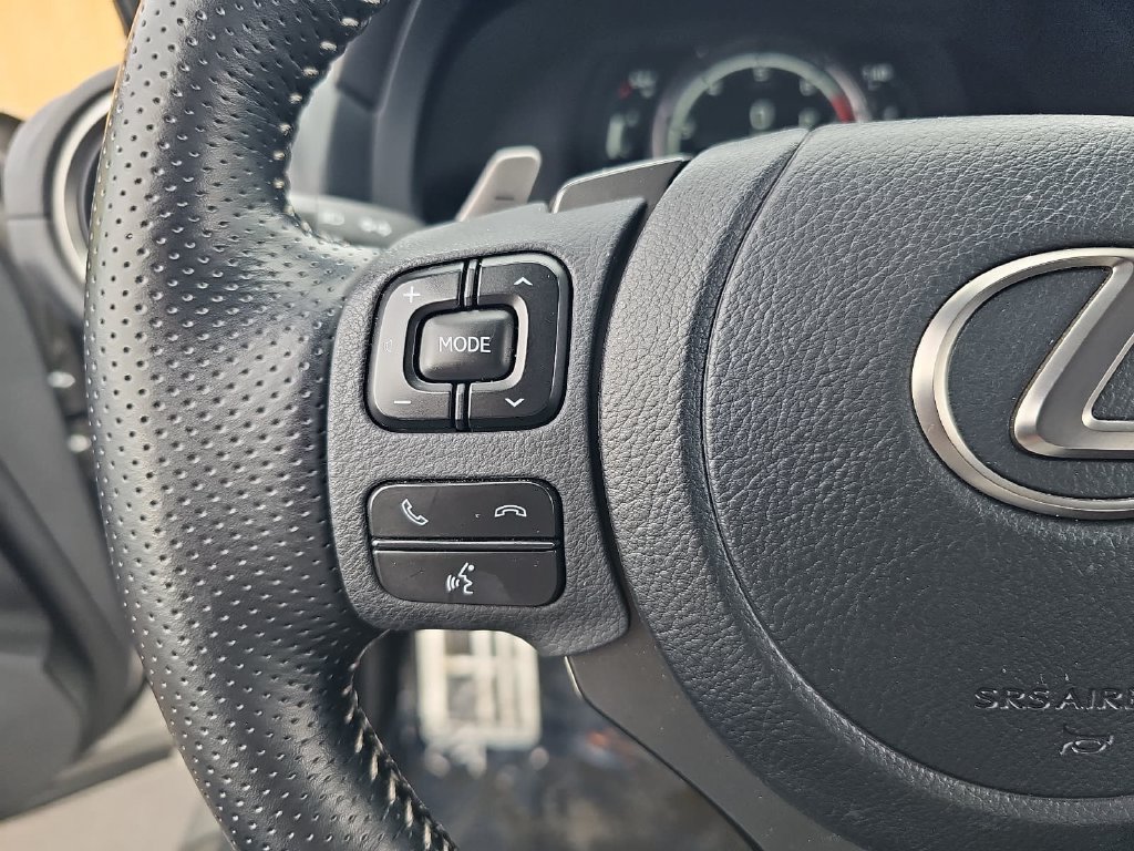 Used 2021 Lexus IS 350 F Sport w/ Navigation Package RWD image 17