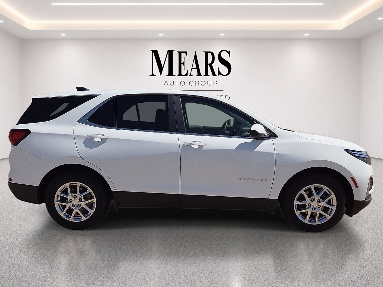 Used 2022 Chevrolet Equinox LT FWD image 6