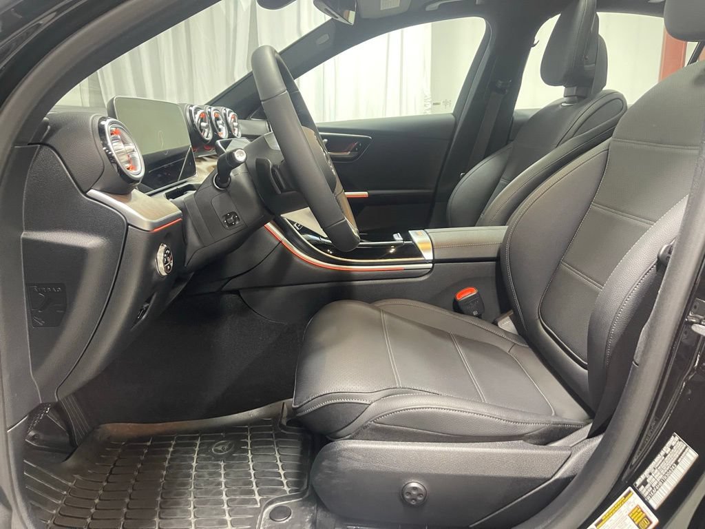 Certified 2026 Mercedes-Benz C 300 4MATIC Sedan image 20