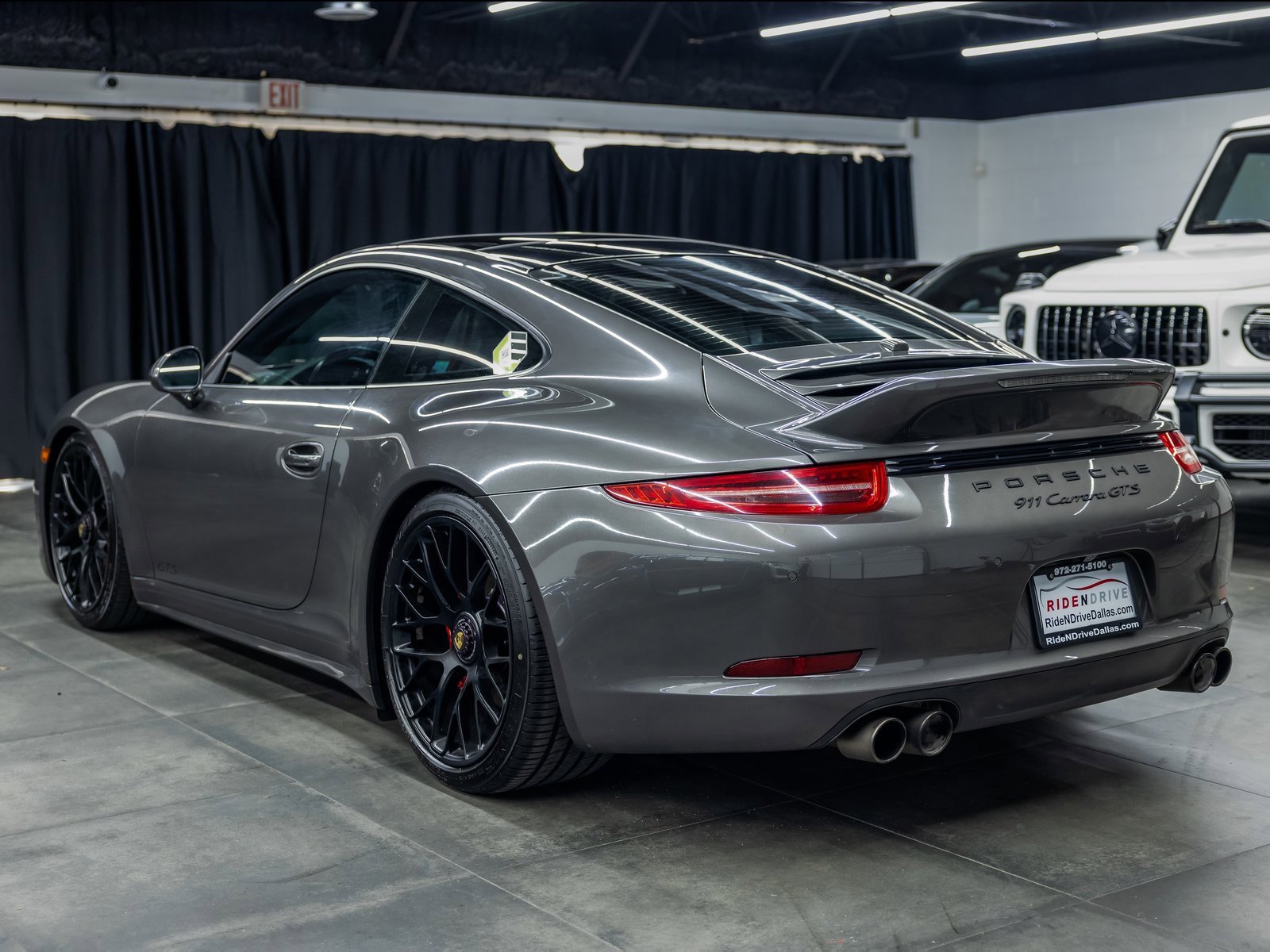 Used 2016 Porsche 911 Carrera GTS image 7