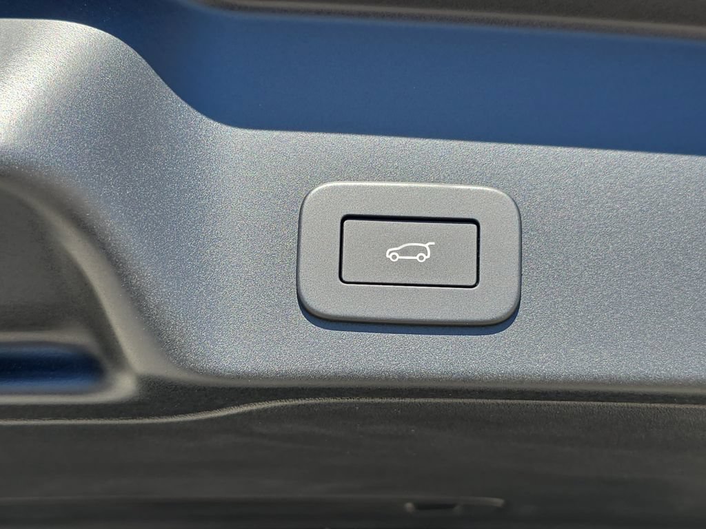 New 2026 Land Rover Range Rover Evoque S AWD/4WD image 13