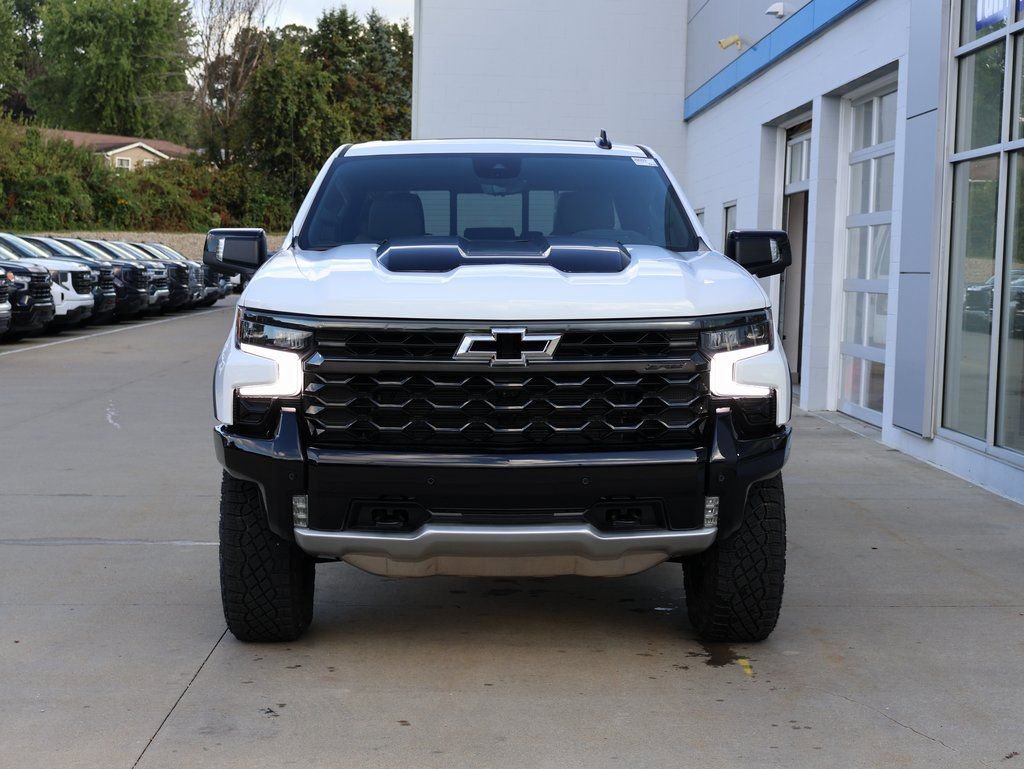 New 2026 Chevrolet Silverado 1500 ZR2 w/ Dark Appearance Package image 5