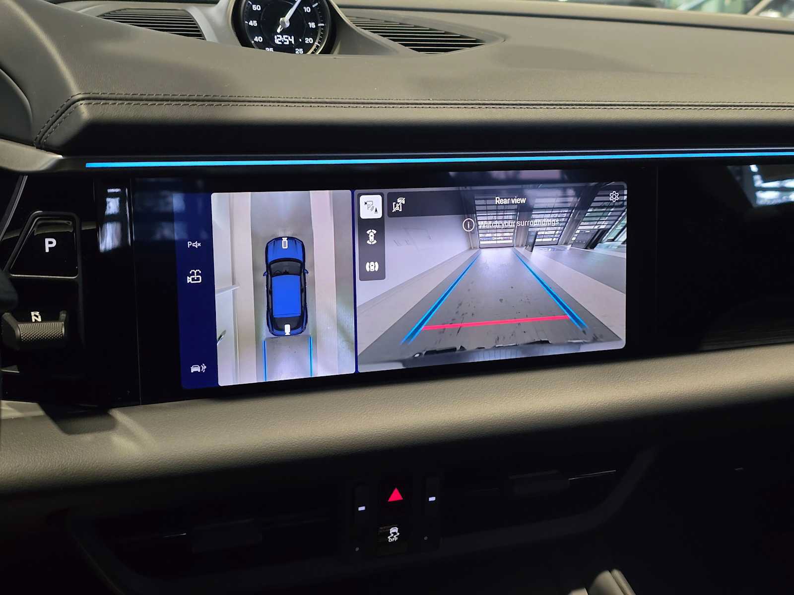 New 2026 Porsche Macan Turbo Electric AWD/4WD image 25