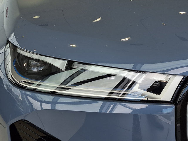 Used 2024 BMW iX M60 AWD/4WD image 8