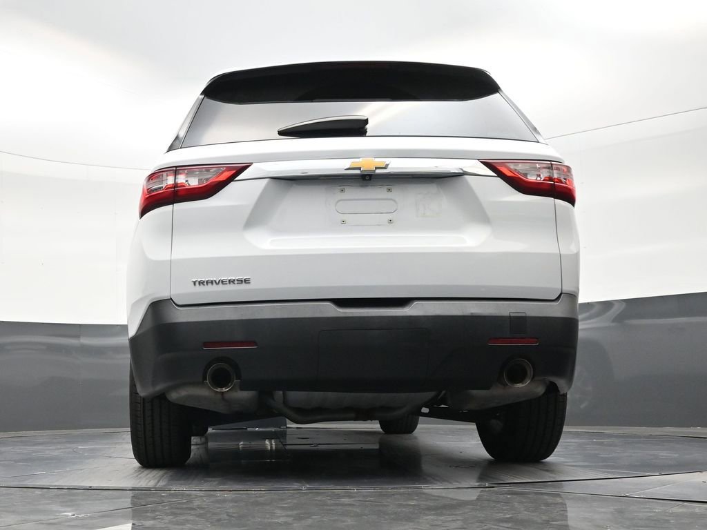 Used 2020 Chevrolet Traverse LS FWD image 23