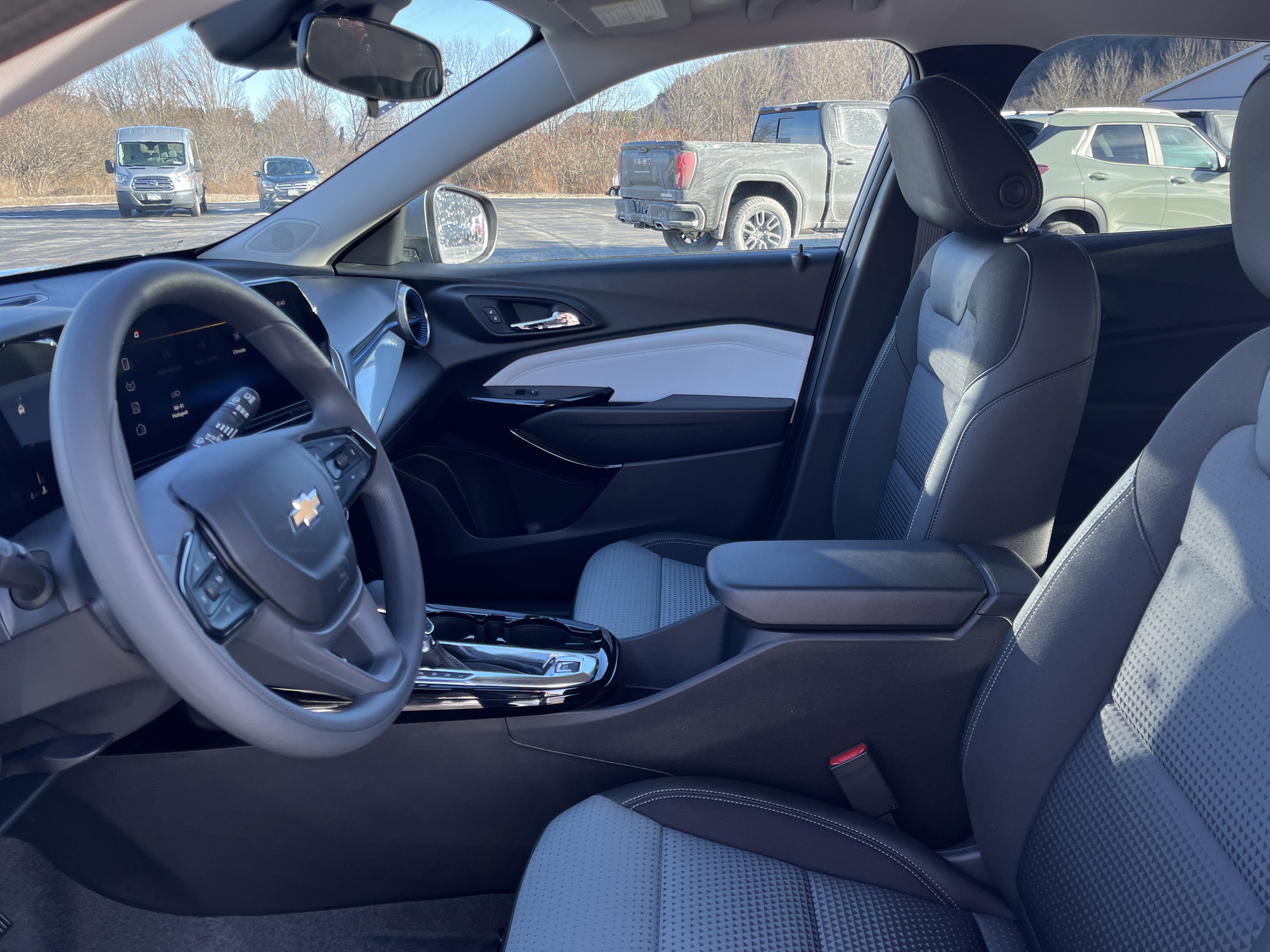 New 2026 Chevrolet Trax LT image 35