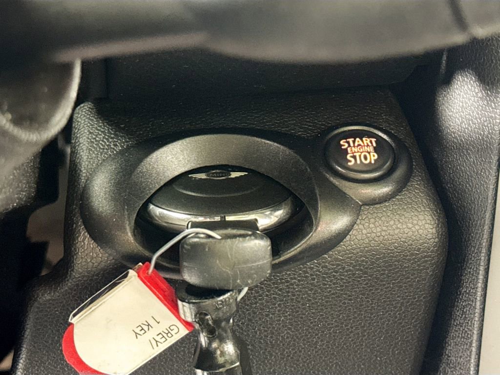 Used 2011 MINI Cooper Countryman image 14