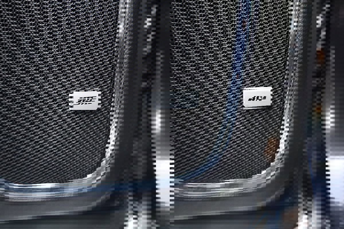 Used 2018 Chevrolet Suburban Premier image 12