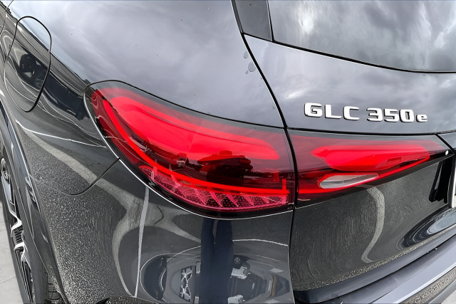 Certified 2025 Mercedes-Benz GLC 350e 4MATIC image 22