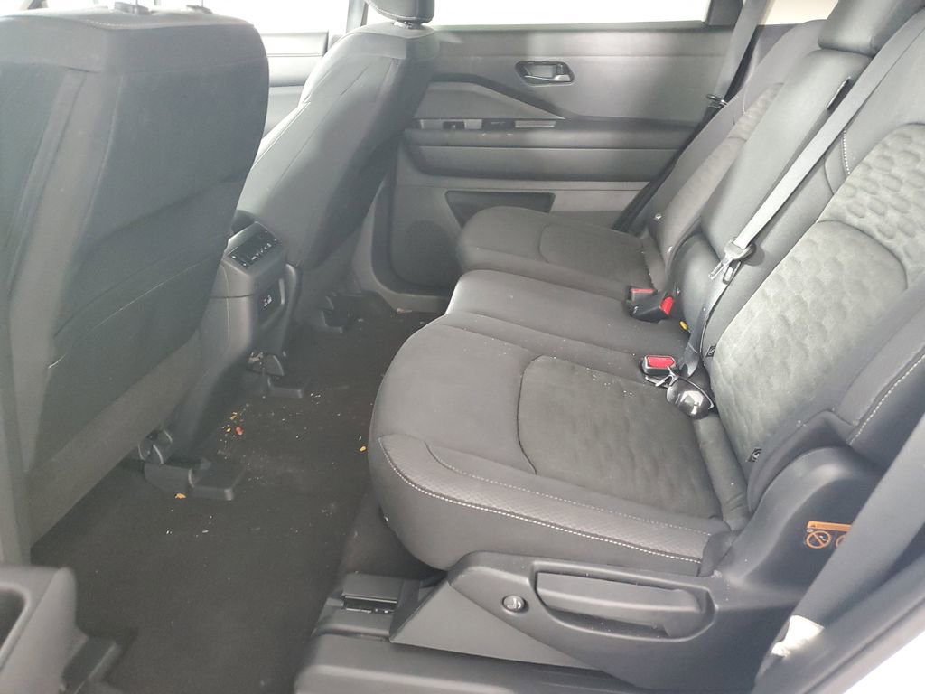 Used 2025 Nissan Pathfinder SV FWD image 13