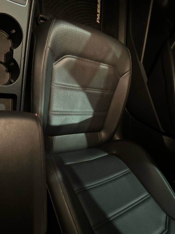 Used 2015 Volkswagen Passat 1.8T Limited Edition image 14