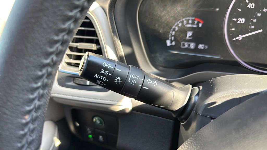 Used 2022 Honda HR-V EX-L image 28