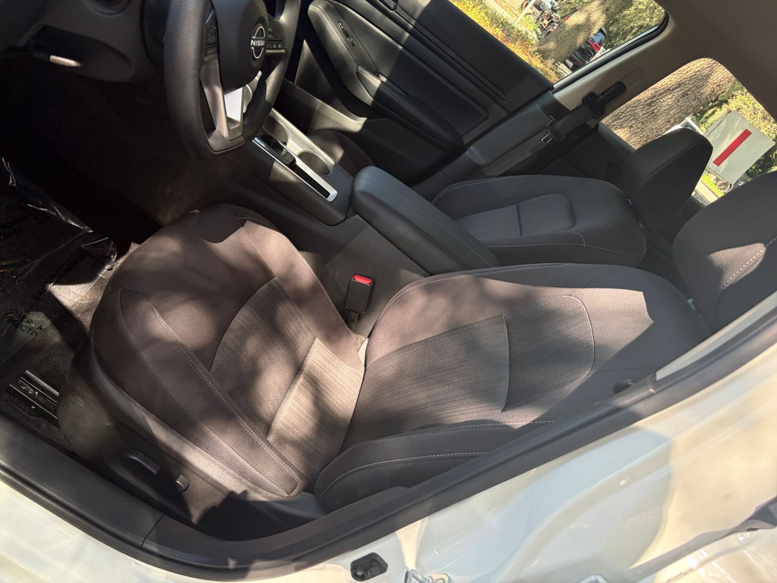 Used 2026 Nissan Altima 2.5 SV FWD image 31