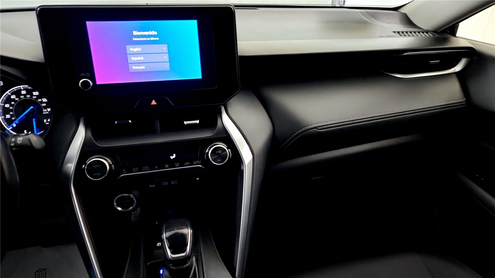 Certified 2023 Toyota Venza LE AWD/4WD image 29