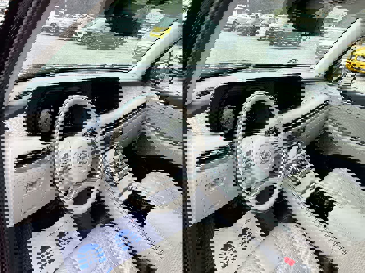 Used 2024 Hyundai Palisade Calligraphy image 10