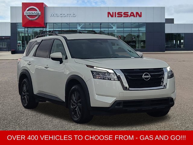 Used 2022 Nissan Pathfinder SV