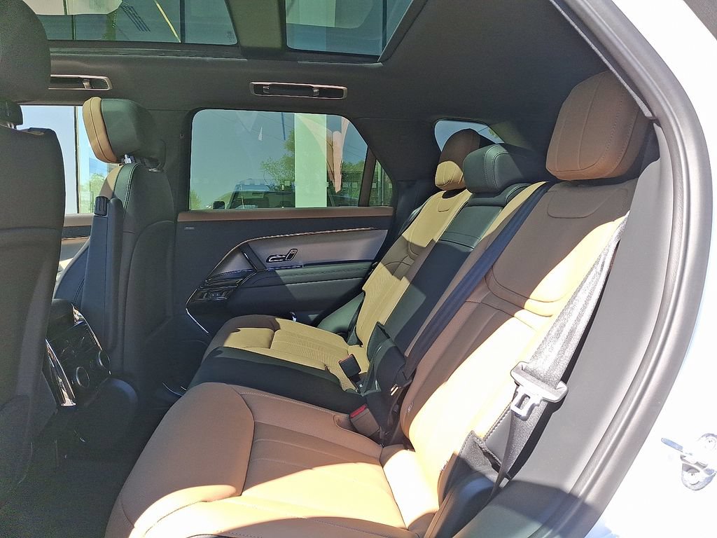 New 2026 Land Rover Range Rover Sport Dynamic SE AWD/4WD image 6