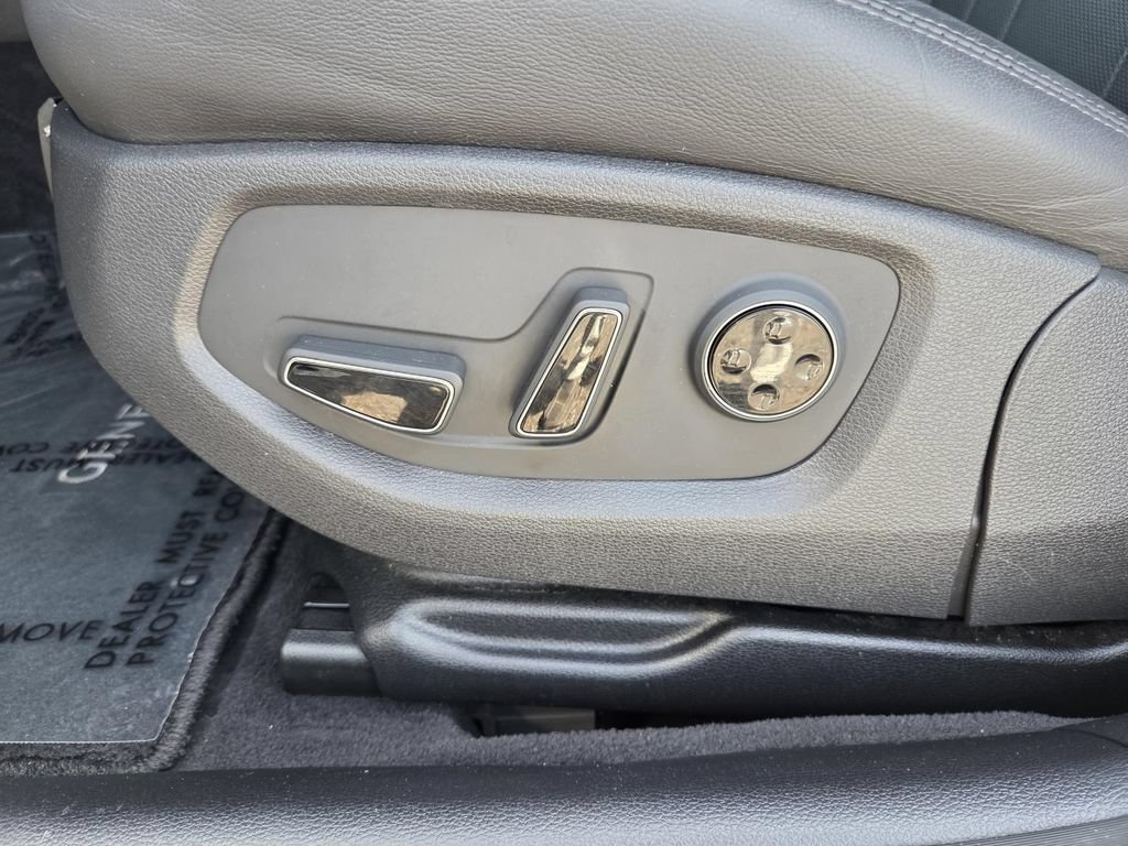 Used 2020 Genesis G80 3.8 w/ Sport Package 02 RWD image 23