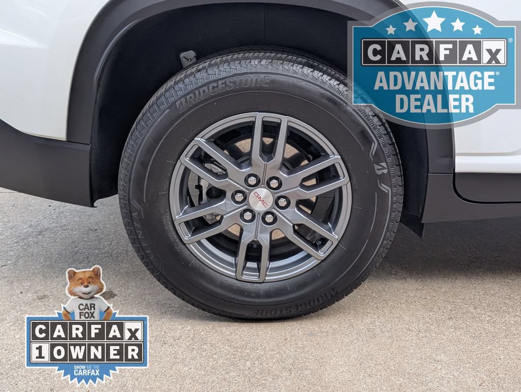 Used 2025 GMC Acadia Elevation FWD image 3