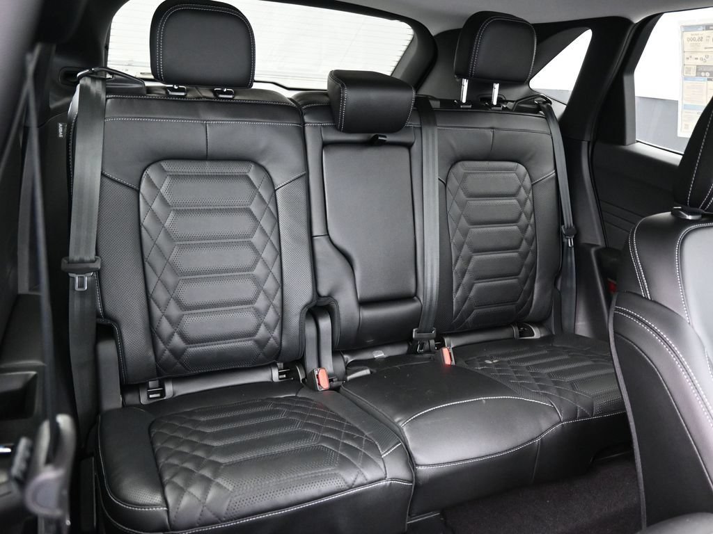 New 2024 Ford Escape SE w/ PHEV Premium Package FWD image 4