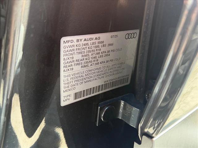 Used 2025 Audi Q5 Premium w/ Convenience Package AWD/4WD image 27