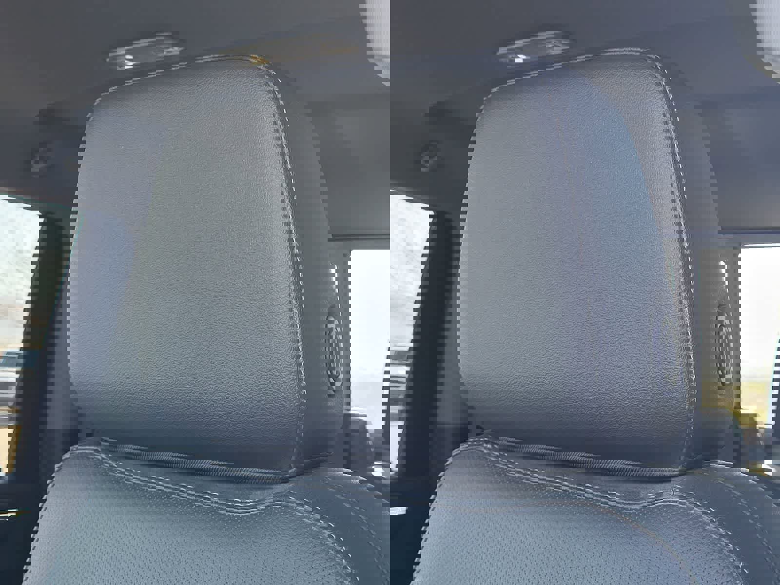 Used 2024 Chevrolet Silverado 2500 LTZ w/ LTZ Convenience Package image 13